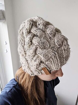 Super Bulky Oatmeal Cable Hat