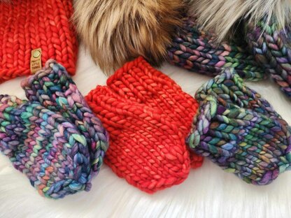 The Sooke Toque & Mini Mitts