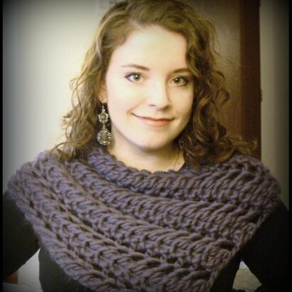 The Lattice Lace Cowl