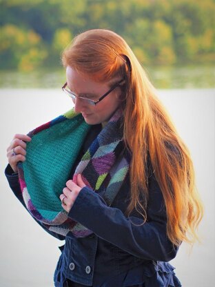Tumbling Blocks Cowl (TBC)