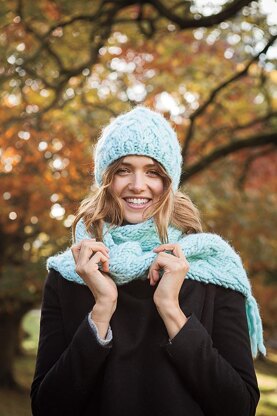 Capacious Hat and Scarf