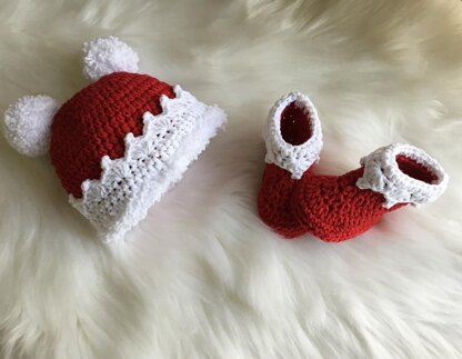 Santa Baby Bootie & Hat Set N 337