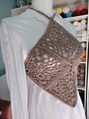 STONE BEIGE CROCHET HALTER TOP