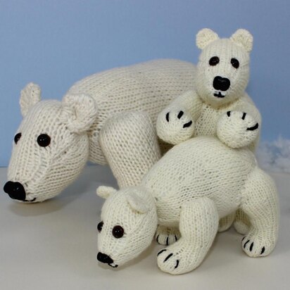 Polar Bear Family - knitting pattern