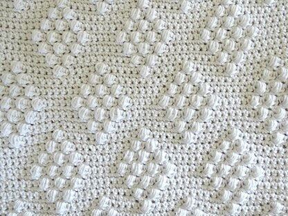 Crochet Cushion Cover With Diamonds