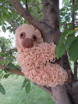 Hoffmann's Sloth amigurumi