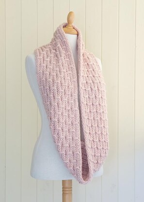 Strawberry Hill Cowl