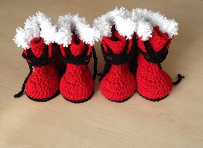 Santa Baby Boot & Hat Set N 334