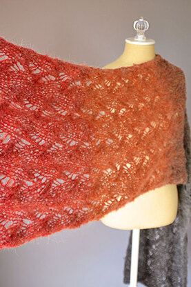 Warmth Stole in Universal Yarn Revolutions PDF