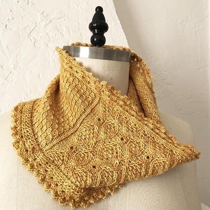 Stonelace Cowl