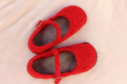 Mary Jane's Slippers - Felted Seamless Ballerinas