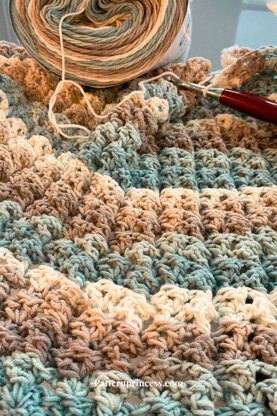 Simple Squishy Crochet Bulky Throw Blanket