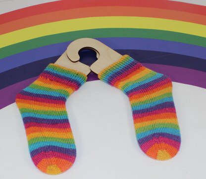 Childrens Very Easy No Heel Rainbow Socks Circular