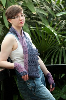 Demoiselle Cowl and Mitt set