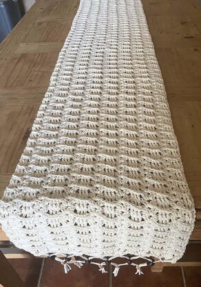 Making Waves Table Runner