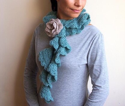 Ruffles spiral flower scarf