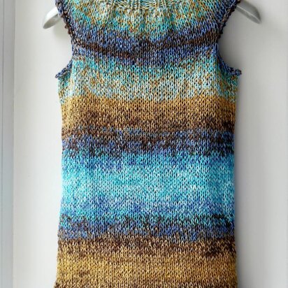 Knitted Summer Girls Dress - knitting pattern