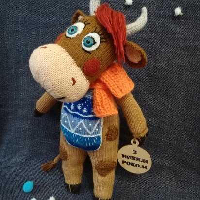 Toy Knitting Patterns - Knit a plush figurine of a cow, a farm animal - knitting pattern