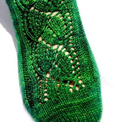 Nightbloom Sock - knitting pattern