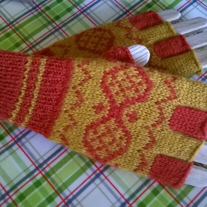 Pumpkin Fingerless Gloves