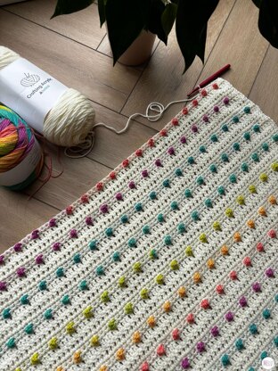 Dotty Bobble blanket