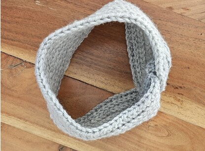 Easy Isabella Headband