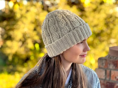 Brianna Cabled Hat