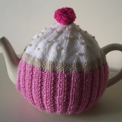 Cupcake Tea Cosy