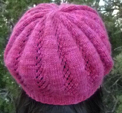 Raspberry Trellis Beret