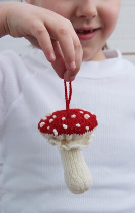 Knitted Fly Agaric Ornament Pattern: Christmas Toadstool Toy (PDF Tutorial)