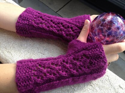 Annabelle Fingerless Mitts