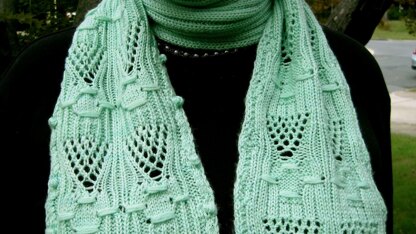 Nona Cluster and Bobble Scarf