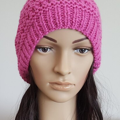 Zoey - 12ply eyelet stitch beanie