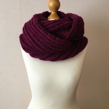 Purple Ribbed Infinity Scarf