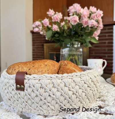 Recycled (t-shirt) yarn basket- 119