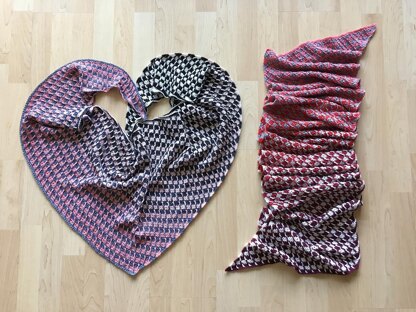 Watermelon Candy Stripe (Triangular) Shawl