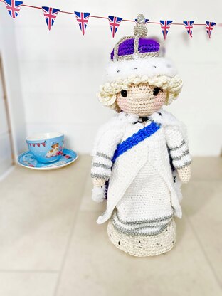 Crochet Royalty - Queen Camilla