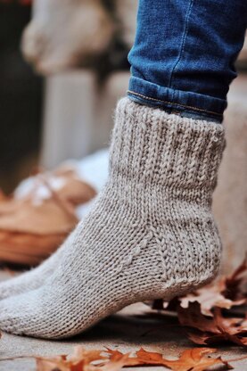 The Arbor Socks Knitting pattern by Darling Jadore