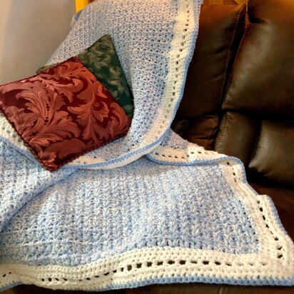 Modern Double Crochet V-Stitch Chunky Blanket