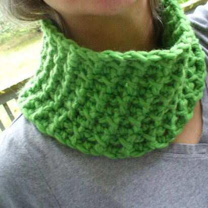 A Crinkle in Time Cowl