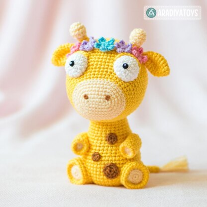 Giraffe Ellie by AradiyaToys