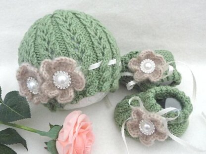 Lace Knitting Pattern Baby Hat and Baby Shoes