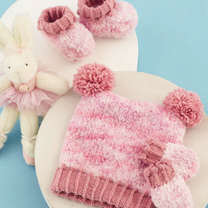 Hat,Mittens and Bootees in Sirdar Flurry Chunky and Snuggly DK - 4858 - Downloadable PDF