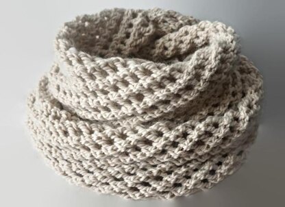 Long Infinity Light Beige Scarf Pattern