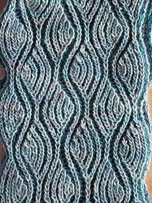 Brioche Blue Waves