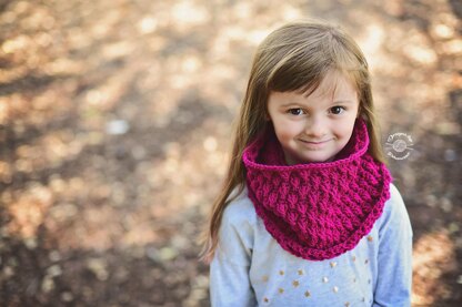 Raspberry Slouch Beanie & Cowl