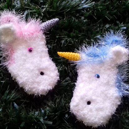 Magical Mini Unicorn Stockings - knitting pattern