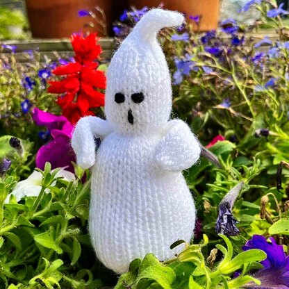 Halloween Ghost Toy Knitting Pattern - Doll Knitting Pattern