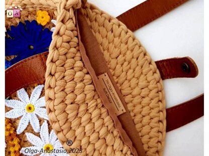 Bright summer bag with cornflowers