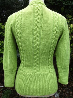 Cabled V Neck Fitted Sweater